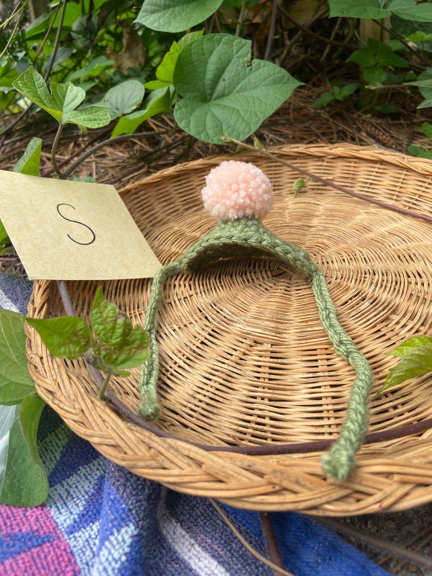 Green / Light Pink Sparkle MINI Squi pompom Hat